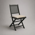 Klappbarer Gartenstuhl aus Akazien-Massivholz mit Sitzkissen, Schwarz/Beige, 46 × 56 × 88 cm