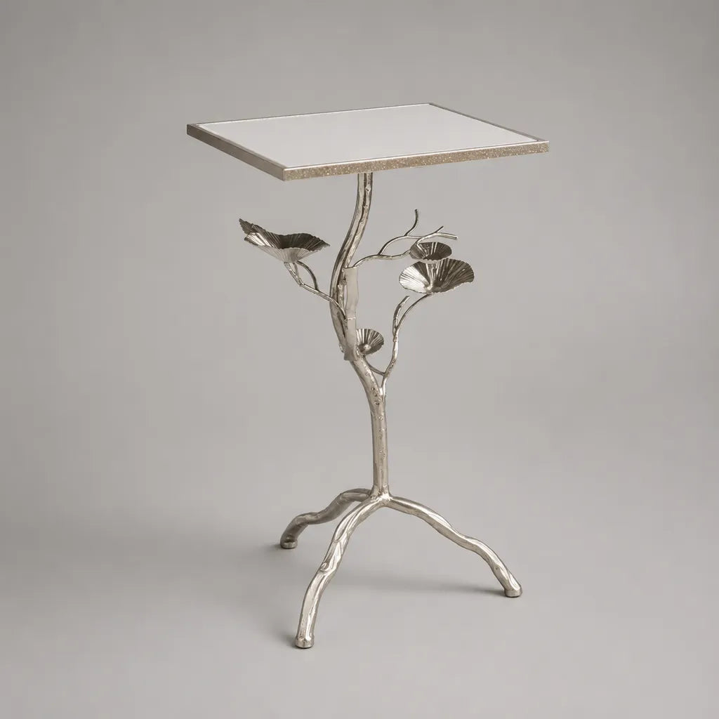 Rechteckiger Beistelltisch aus Aluminiumguss und Spiegelglas, Silber, 45 × 35 × 68 cm